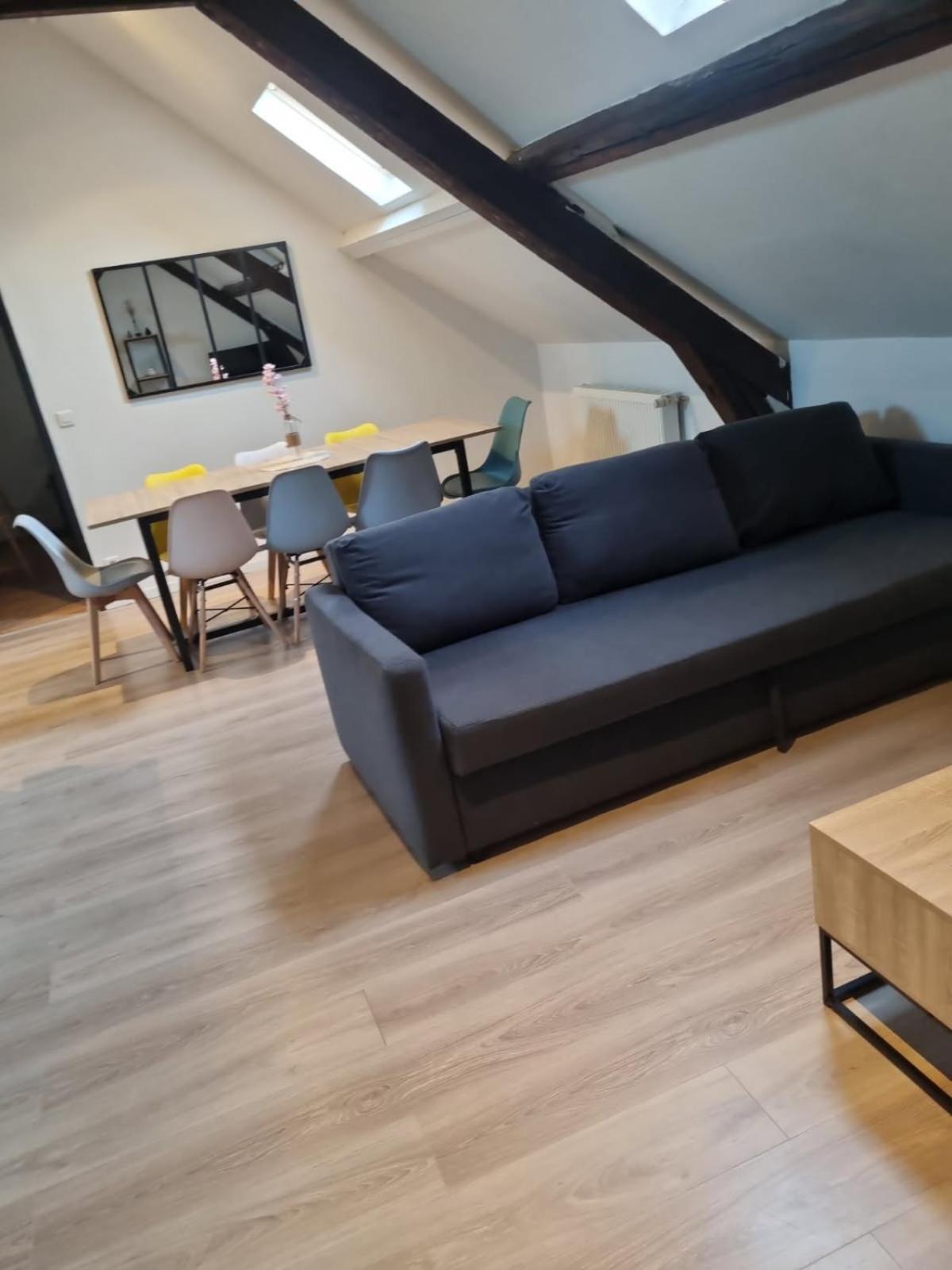 Solesmes Apartment *